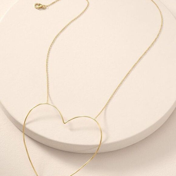 Stella & Dot Hammered Gold Tone Heart EUC - Picture 1 of 5